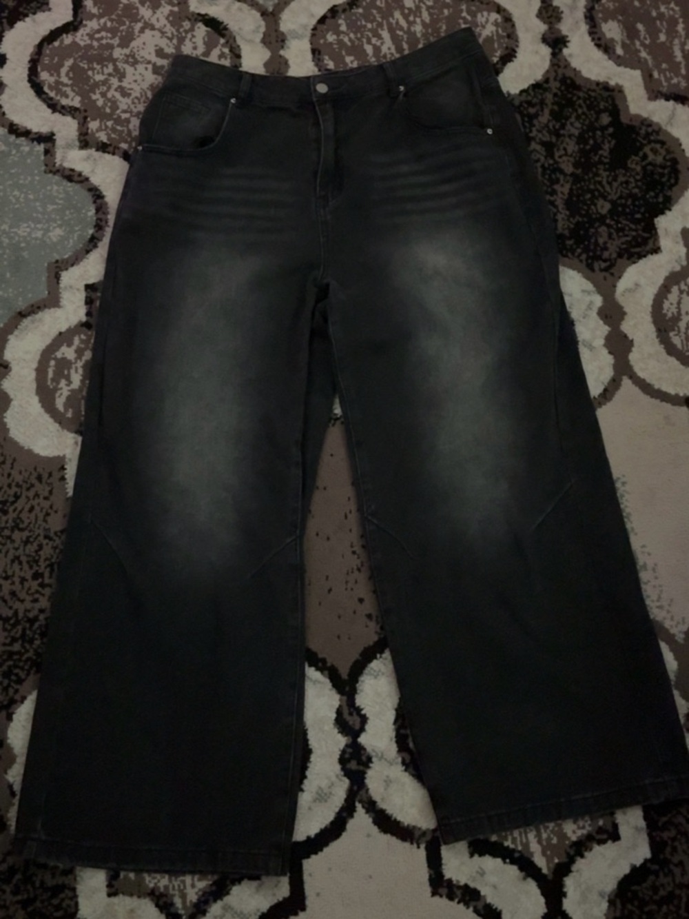 Black Wide-Leg Baggy Jeans
